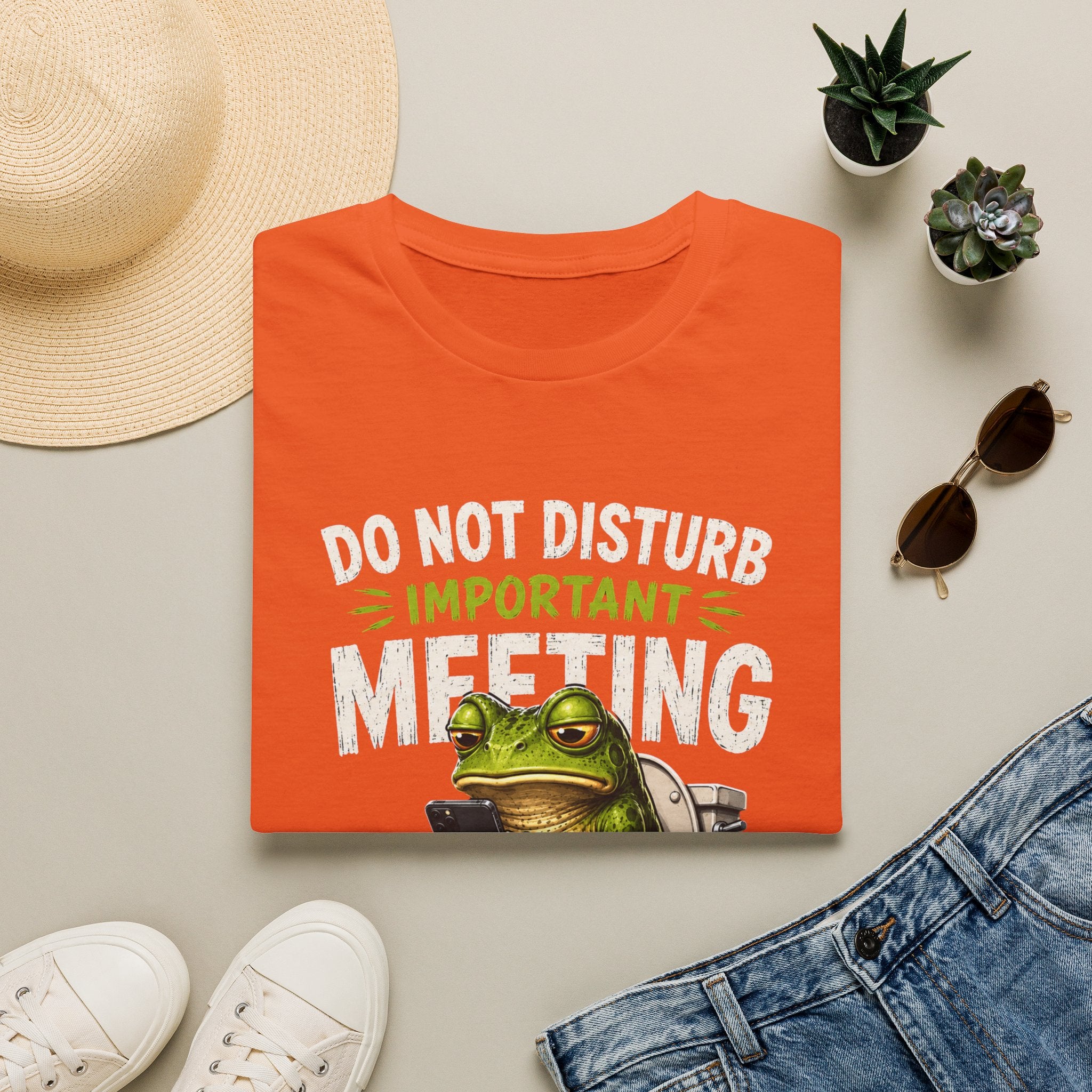 T-Shirt — Do Not Disturb Important Meeting (Funny Frog on Toilet)